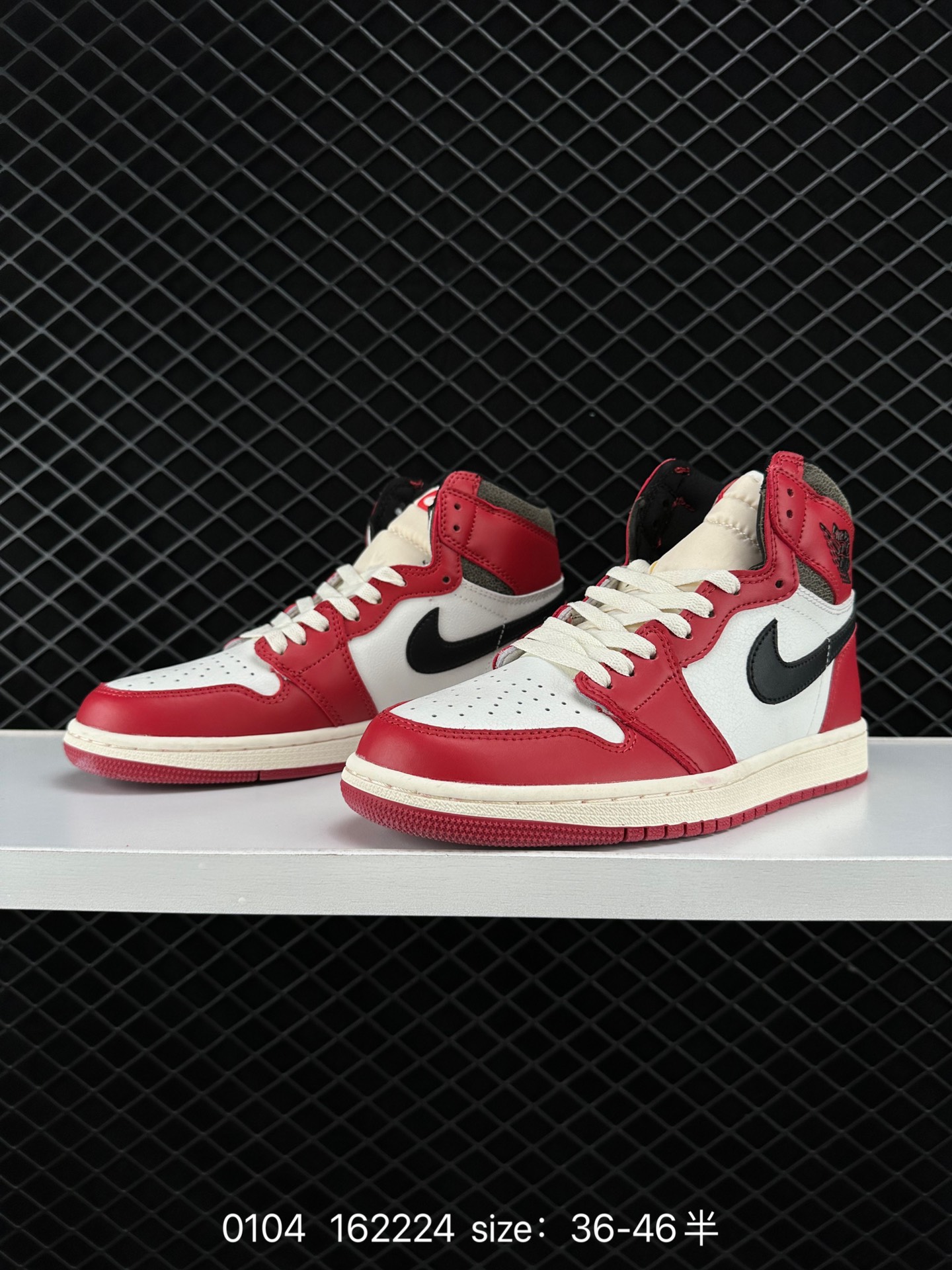 Nike Air Jordan 1 Retro High OG”Black/White“